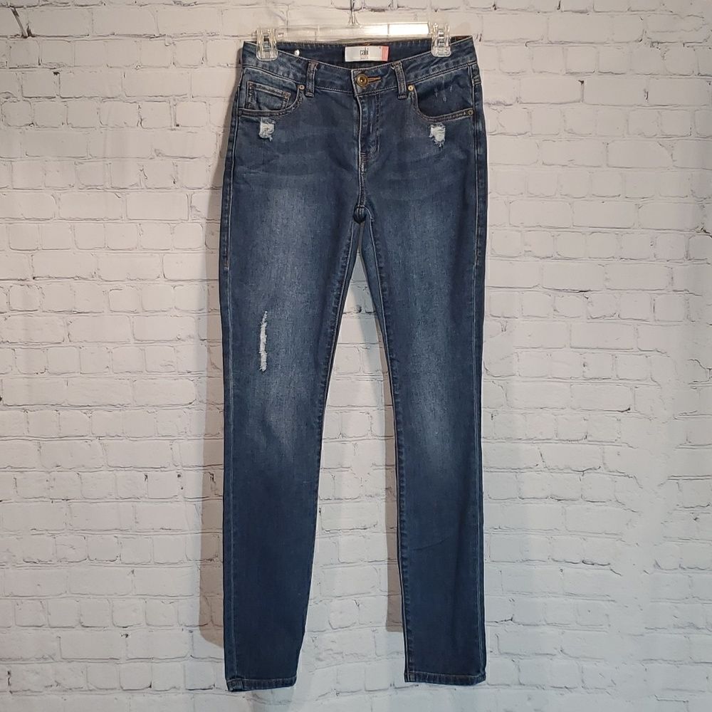 Cabi curvy skinny distressed jeans